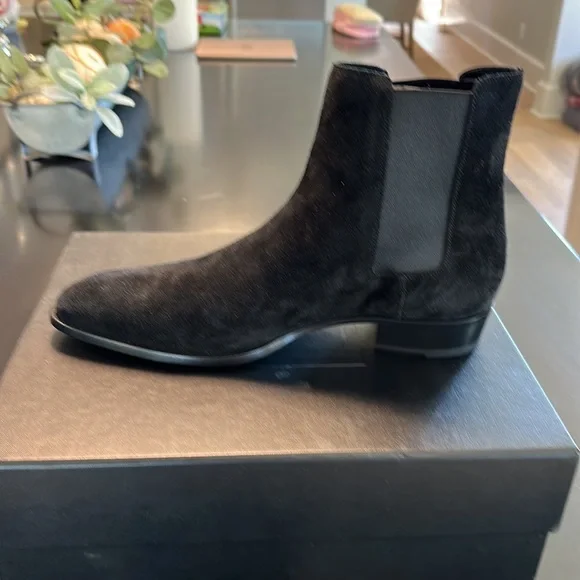 Saint Laurent | Shoes | Eddie Suede Chelsea Boot Size 2  display picture 1
